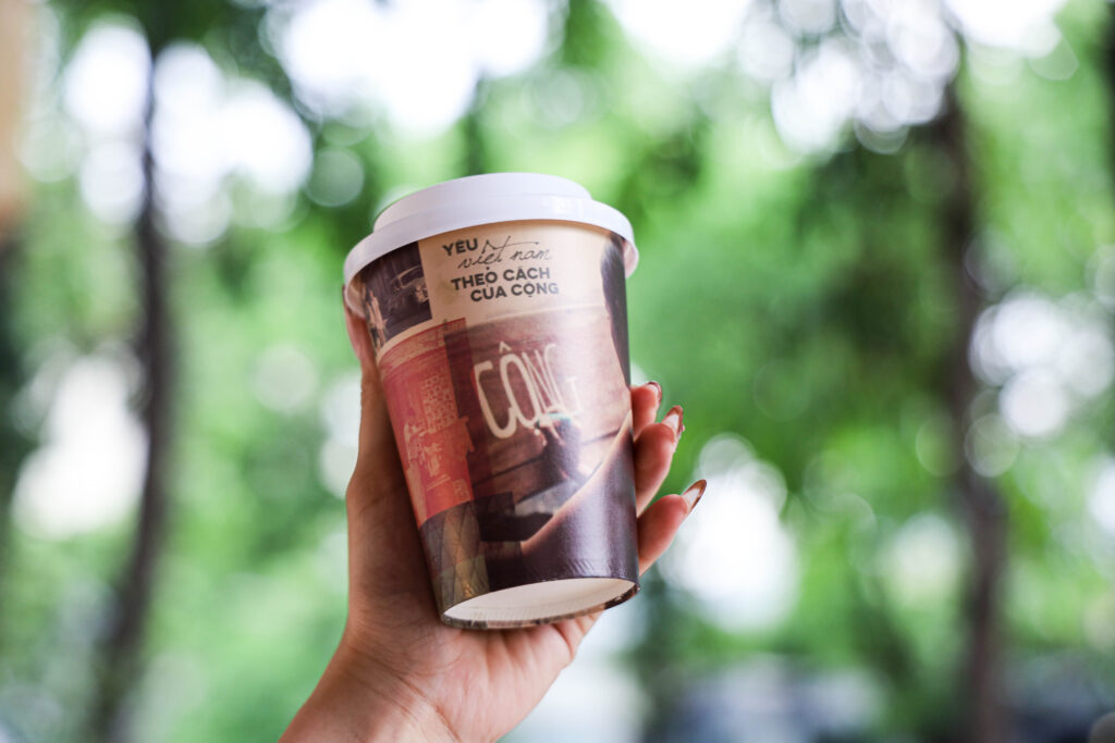 Nên dùng ly giấy trà sữa size nào? Gợi ý chọn dung tích chuẩn cho quán